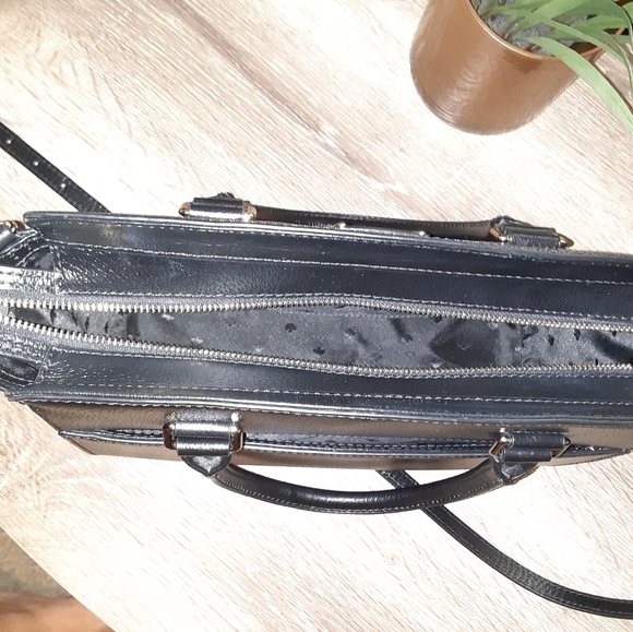 Gone Tomorrow! Large Kate Spade Black Bag - Picture 5 of 8